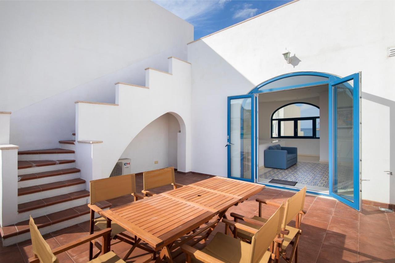 Chic, Stylish Traditional Townhouse With Terrace - Σεντ Πόλς Μπέι Εξωτερικό φωτογραφία