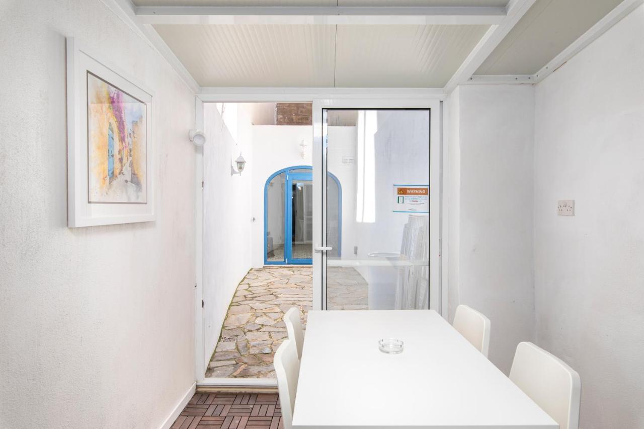 Chic, Stylish Traditional Townhouse With Terrace - Σεντ Πόλς Μπέι Εξωτερικό φωτογραφία